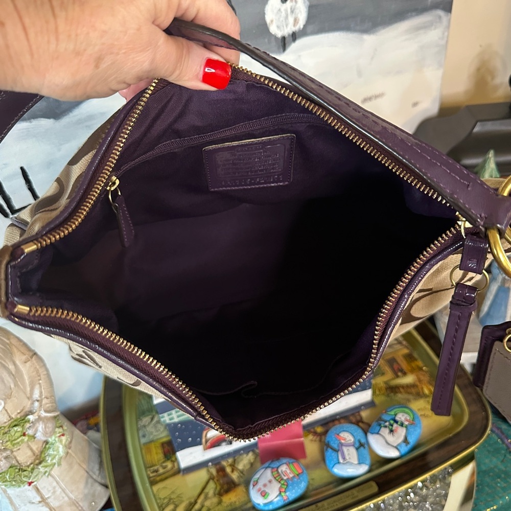 Coach Signature Stripe Convertible Hobo. - Picture 11 of 14
